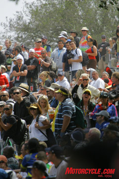 大约有47000名观众观看了周日在马自达拉古纳塞卡赛道举行的比赛。